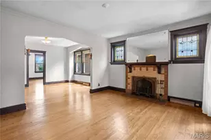 3993 Dover Pl, Saint Louis, MO 63116 - Photo 6
