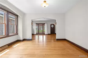 3993 Dover Pl, Saint Louis, MO 63116 - Photo 10