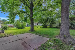 10 Garnier Ct, Florissant, MO 63031 - Photo 24