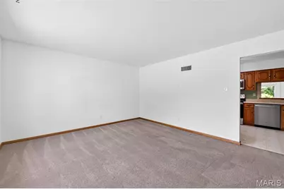 800 Crowder Drive, Florissant, MO 63031 - Photo 12