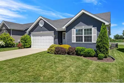 220 Charlestowne Place Drive, Saint Charles, MO 63301 - Photo 2