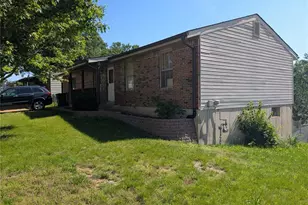 2552 Somerville Dr, High Ridge, MO 63049 - Photo 2
