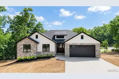 282 Constitution Avenue, De Soto, MO 63020 - Photo 2
