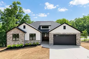 282 Constitution Ave, De Soto, MO 63020 - Photo 2