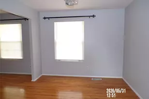 4348 Vandals Dr, Florissant, MO 63033 - Photo 4