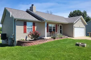802 Big Red Ct, Warrenton, MO 63383 - Photo 1