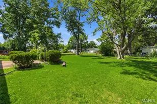 1395 Redbird Dr, Florissant, MO 63031 - Photo 38