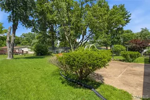 1395 Redbird Dr, Florissant, MO 63031 - Photo 32
