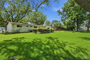 1395 Redbird Dr, Florissant, MO 63031 - Photo 36
