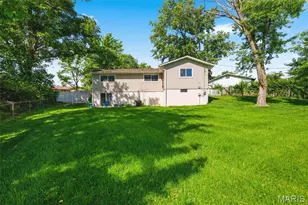 431 Rockview Dr, Unincorporated, MO 63129 - Photo 38