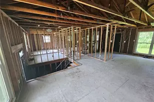 1440 Columbus Dr, Saint Louis, MO 63138 - Photo 8