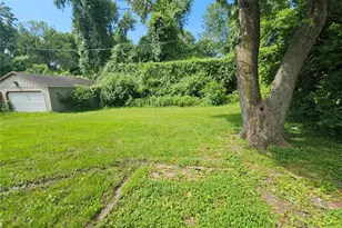 1440 Columbus Dr, Saint Louis, MO 63138 - Photo 16