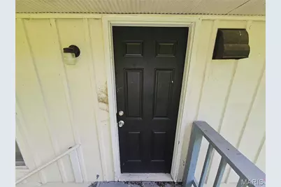 1440 Columbus Drive, Saint Louis, MO 63138 - Photo 18