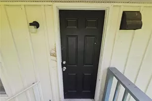 1440 Columbus Dr, Saint Louis, MO 63138 - Photo 18