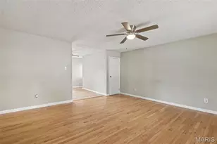 2322 Battlefield Dr, Florissant, MO 63031 - Photo 4