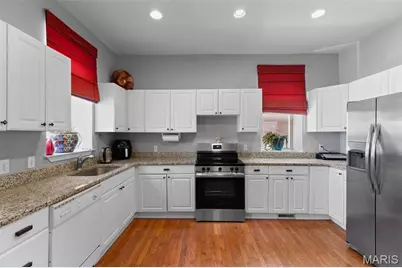 2210 Missouri Avenue, Saint Louis, MO 63104 - Photo 10