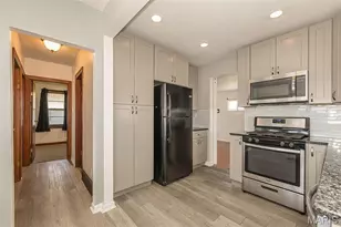 6962 Sutherland Ave, Saint Louis, MO 63109 - Photo 8