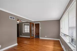 9625 Colony Dr, Saint Louis, MO 63137 - Photo 8