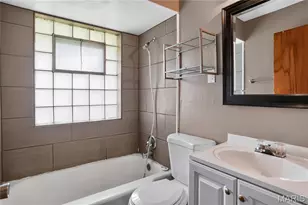 9625 Colony Dr, Saint Louis, MO 63137 - Photo 12