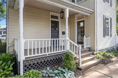 419 S Van Buren Avenue, Kirkwood, MO 63122 - Photo 2