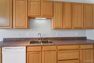 449 Prevot Ave, Saint Charles, MO 63303 - Photo 14