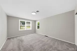 191 Bascom Dr, Hazelwood, MO 63135 - Photo 10