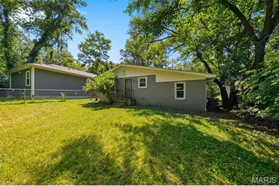 191 Bascom Drive, Hazelwood, MO 63135 - Photo 14