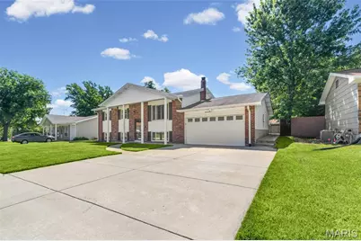 420 Canary Lane, Saint Charles, MO 63301 - Photo 8