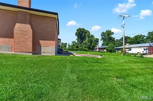 800 Charlesgate Dr, Saint Louis, MO 63132 - Photo 46