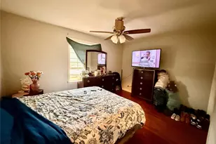 9845 Delhi Dr, Bellefontaine Neighbors, MO 63137 - Photo 6