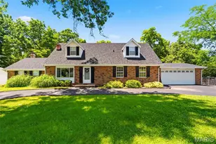 1143 Fernview Dr, Creve Coeur, MO 63141 - Photo 1
