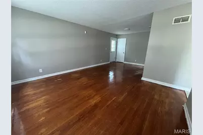 10 Drummond Drive, Saint Louis, MO 63135 - Photo 4