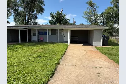 651 Southwell Lane, Florissant, MO 63031 - Photo 1