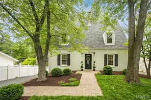 984 N Woodlawn Ave, Kirkwood, MO 63122 - Photo 1