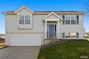 653 Loch Carron Dr, Wentzville, MO 63385 - Photo 1