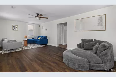 136 W Arlee Avenue, Saint Louis, MO 63125 - Photo 8