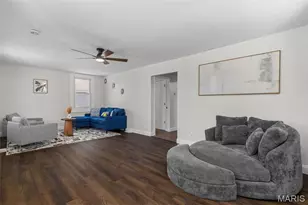 136 W Arlee Ave, Saint Louis, MO 63125 - Photo 8