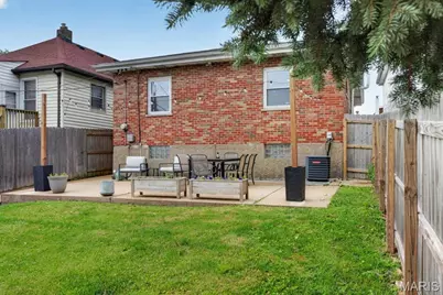 5701 Lansdowne Avenue, Saint Louis, MO 63109 - Photo 38