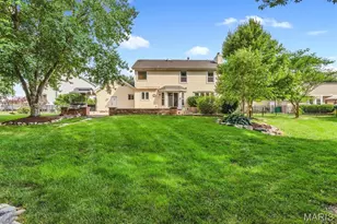 2814 Spruce Ridge Ct, Saint Charles, MO 63303 - Photo 8