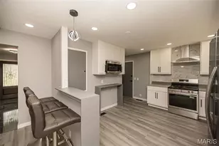 3033 Aberdeen Dr, Saint Louis, MO 63033 - Photo 10