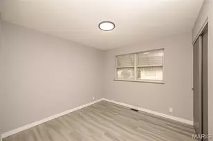 3033 Aberdeen Dr, Saint Louis, MO 63033 - Photo 14