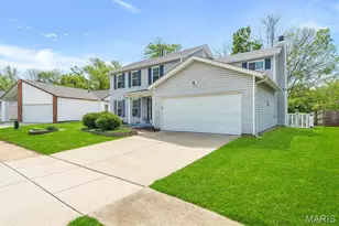 1912 Springtree Dr, Maryland Heights, MO 63043 - Photo 36