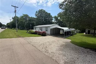 9014 Beach Dr, French Village, MO 63036 - Photo 6