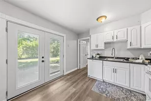 9838 Tanbark Ln, Saint Louis, MO 63134 - Photo 14