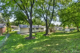 139 Woodlawn Dr, Saint Charles, MO 63301 - Photo 26