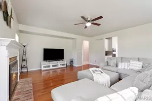 14901 Jockey Club Dr, Chesterfield, MO 63017 - Photo 12