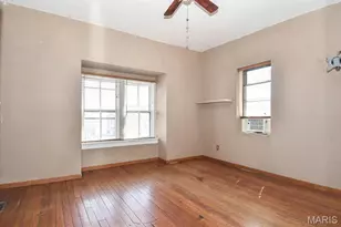 2350 S 10th St, Saint Louis, MO 63104 - Photo 16