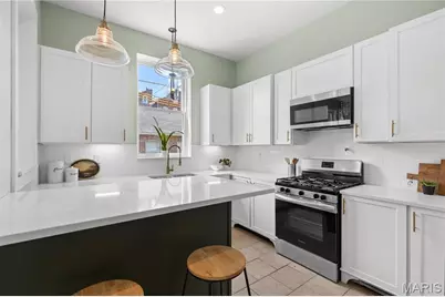 2421 S 13th Street, Saint Louis, MO 63104 - Photo 8