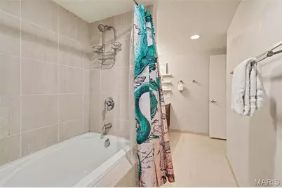 915 Olive Street #1002, Saint Louis, MO 63101 - Photo 14