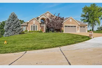 1 Stonebridge Place, Saint Charles, MO 63301 - Photo 6